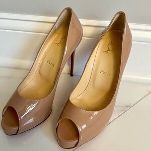 Christian Louboutin Nude Patent Peep-Toe Heels
